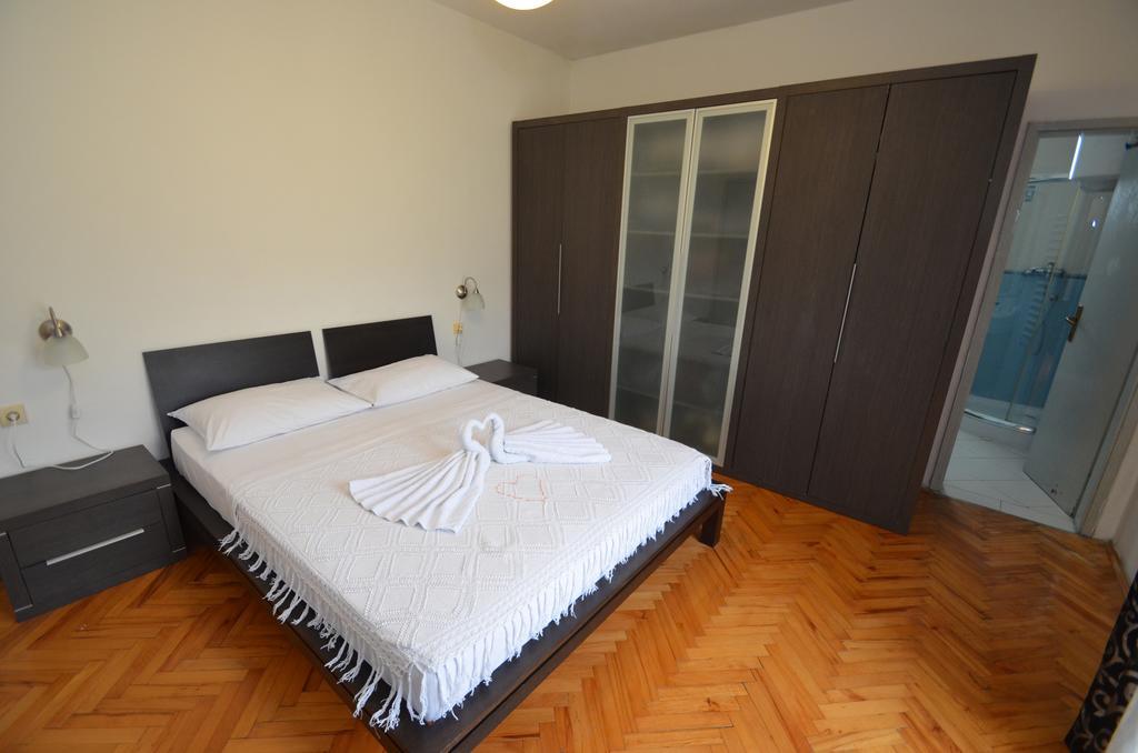 Apartments Ivetic كوتور الغرفة الصورة