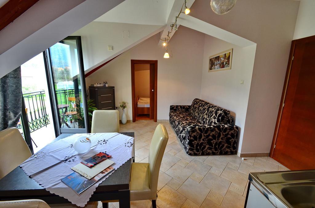 Apartments Ivetic كوتور الغرفة الصورة