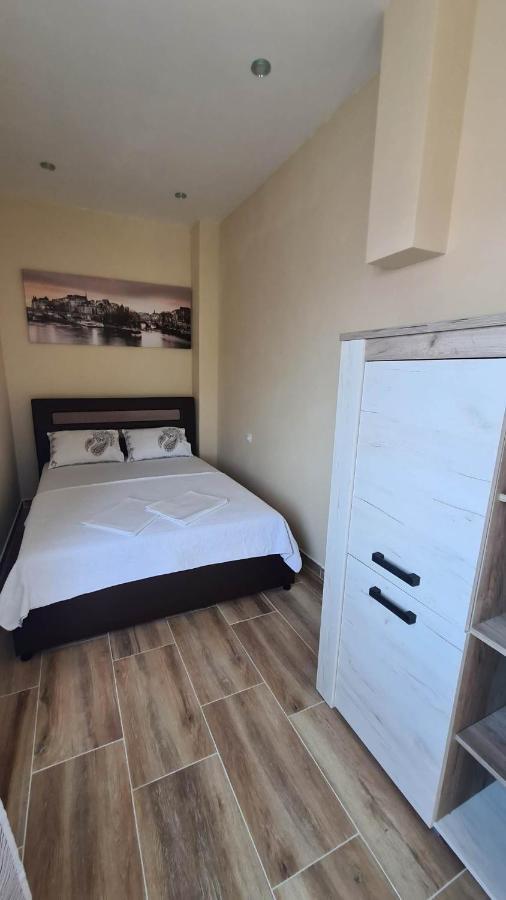 Apartments Ivetic كوتور المظهر الخارجي الصورة