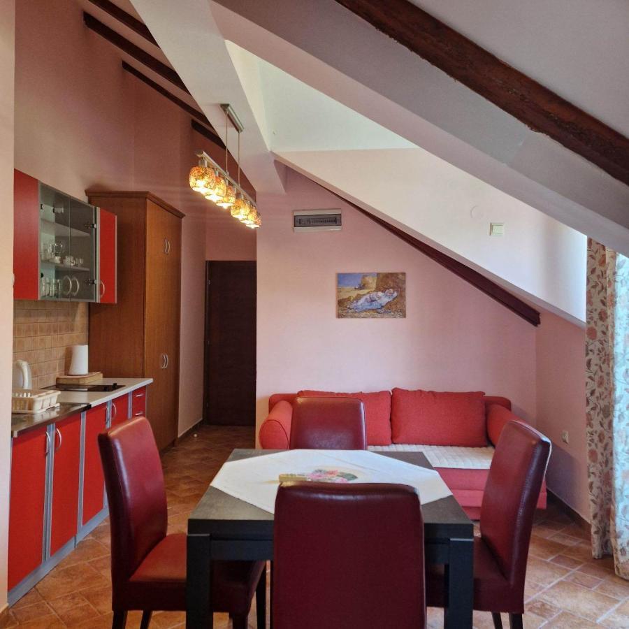 Apartments Ivetic كوتور المظهر الخارجي الصورة