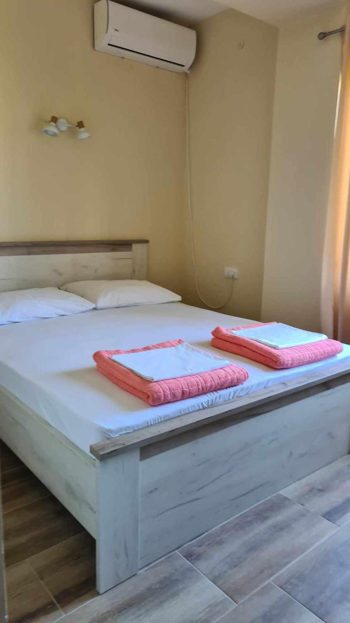 Apartments Ivetic كوتور المظهر الخارجي الصورة