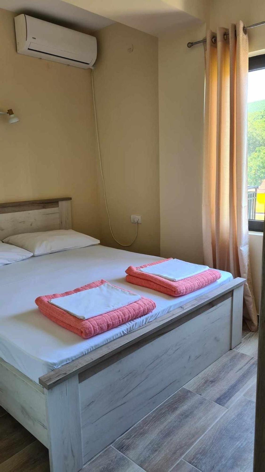 Apartments Ivetic كوتور المظهر الخارجي الصورة